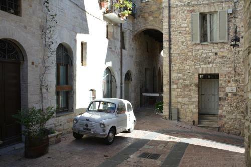Apartamento Palazzo Calocci Appartamenti In Assisi