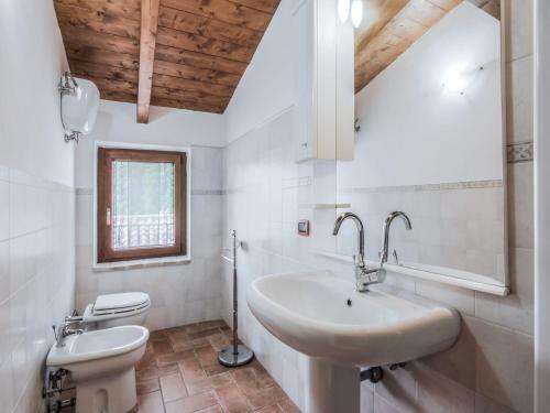 Comfortable Apartment In Assisi With A Terrace