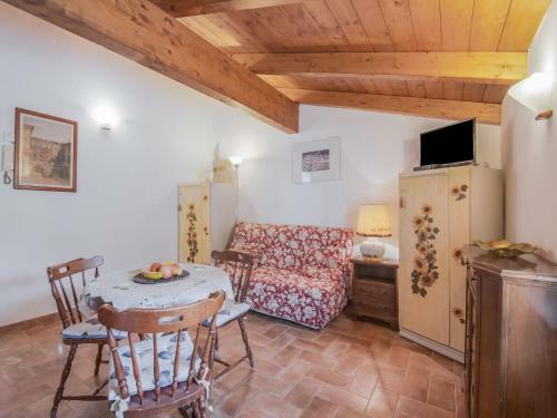 Comfortable Apartment In Assisi With A Terrace