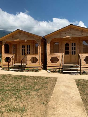 Hostal Wooden House ?anna?