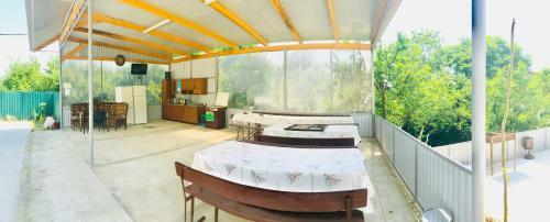 Hostal Bugenvilia Guesthouse