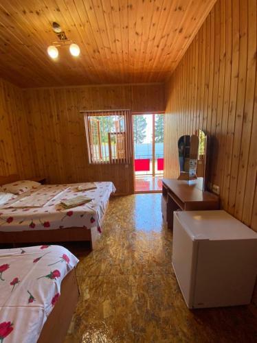Hostal Guest House Lev