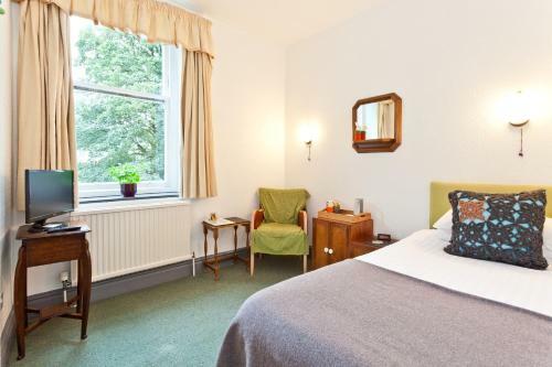 Hostal Lyndhurst Guest House