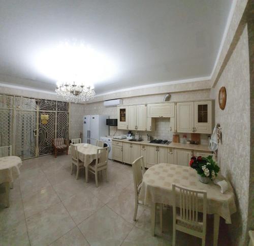 Hostal ?????????
