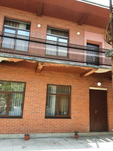 Hostal ?????