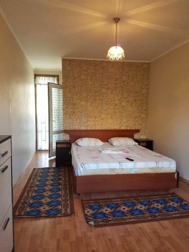 Hostal ???????? ??? Naur