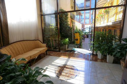 Hostal Indisan