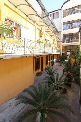 Hostal Indisan