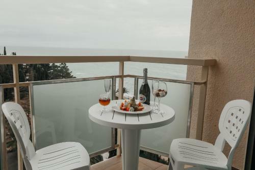 Amza Park Hotel