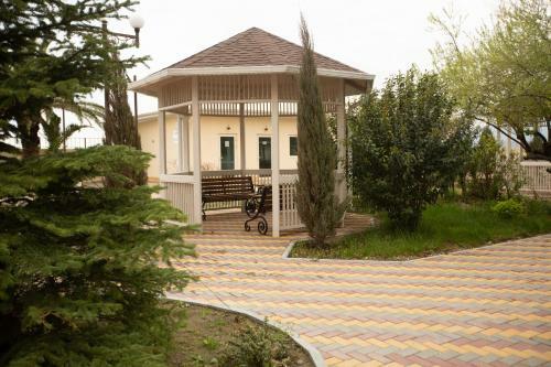 Amza Park Hotel