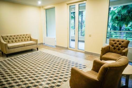 Amza Park Hotel