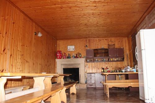 Hostal ?-??????