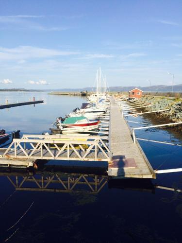 Hostal Brekstad Gjestehus