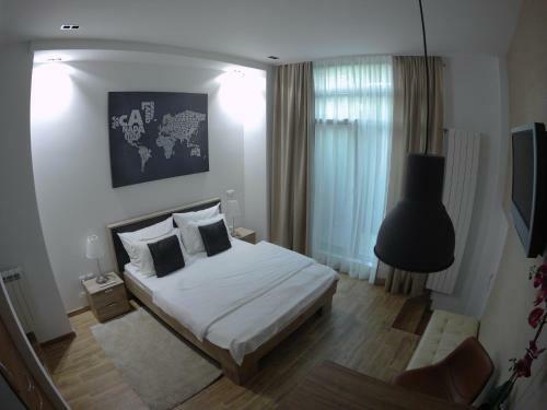 M48 Apartments