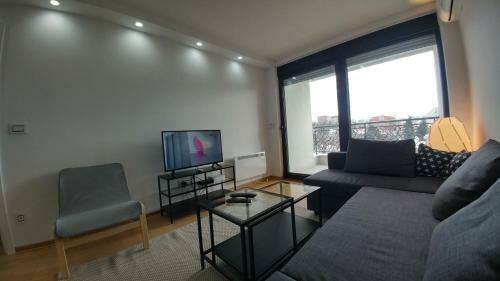 J&j Apartments