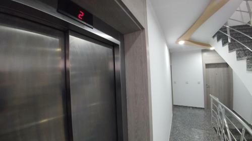 J&j Apartments