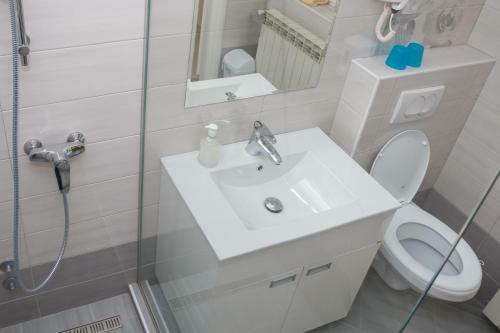 Hostal San 011