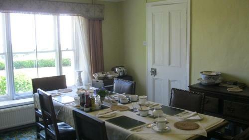 Bed & Breakfast Pigeonwood House