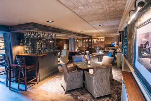 Bowfield Hotel & Country Club