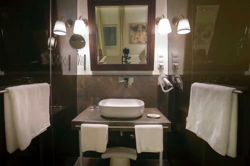 Hostal 4rooms 4U