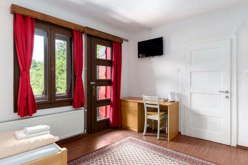 Hostal Gosti??e Vintgar