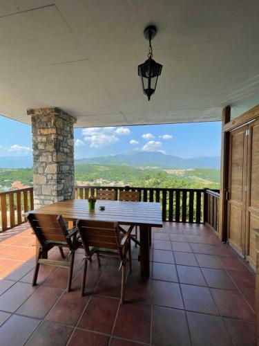 Hostal Guest House Bujtina Nora