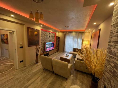 Luxurious Apartment With City View