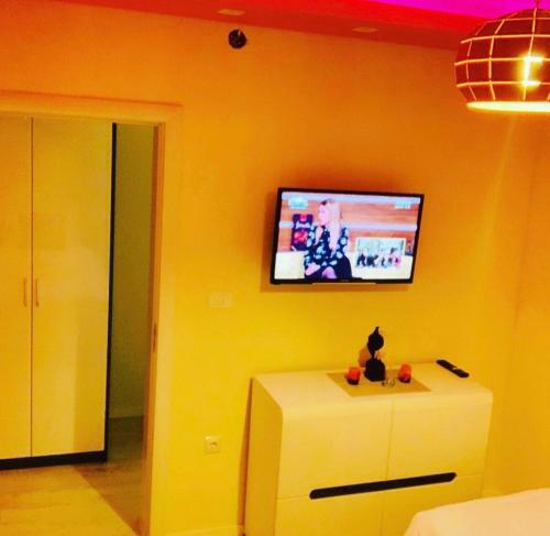 Mimoza Apartment No/3. 5km Pristina