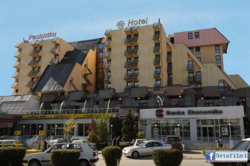 Hotel Pashtriku