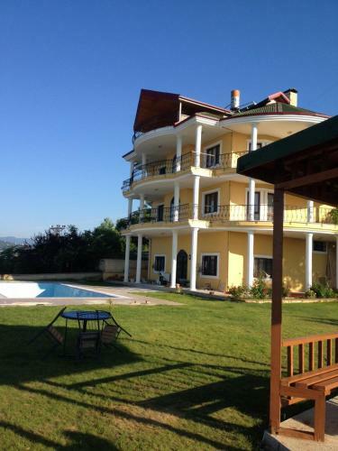 Villa Akyaz? Garden