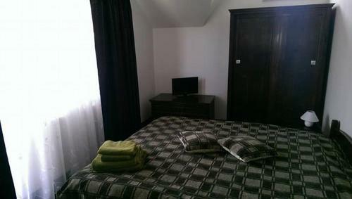 Hostal Pensiunea Rares