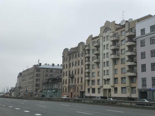 Riverside Promenade Apartment M