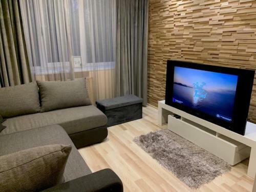 Oak Lounge Lux Apartment