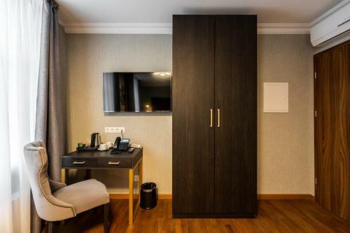 Aparthotel Plaza Kg