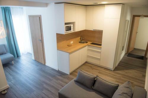 J55 Apartments