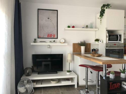Sunset Apartment