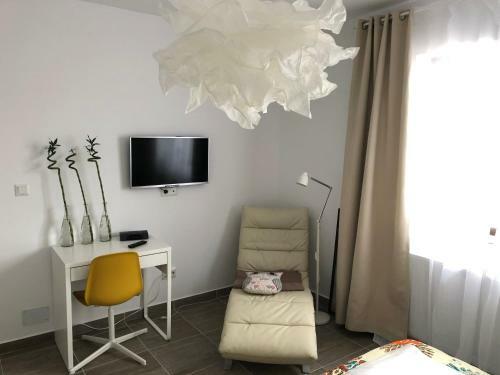 Sunset Apartment
