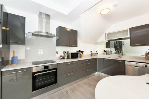 Pier House Luxury Apartment