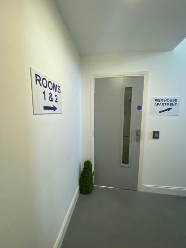 Pier House Luxury Apartment