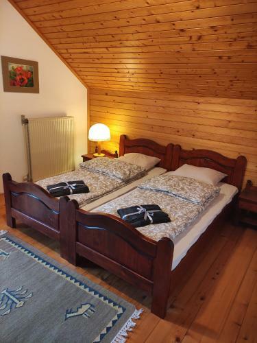 Hostal Alp House