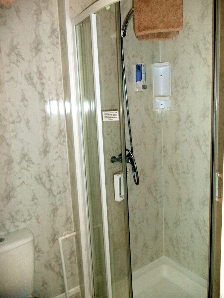 Hostal Phoenix Guest House