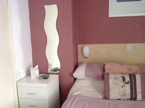 Hostal Cranstone Hotel