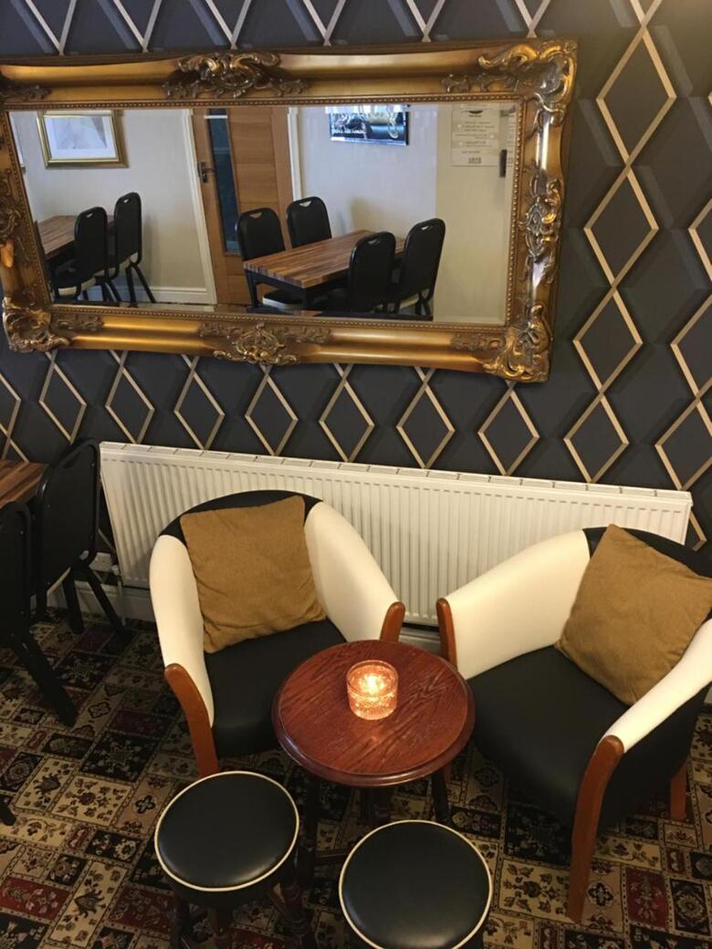Hostal Glenheath Hotel