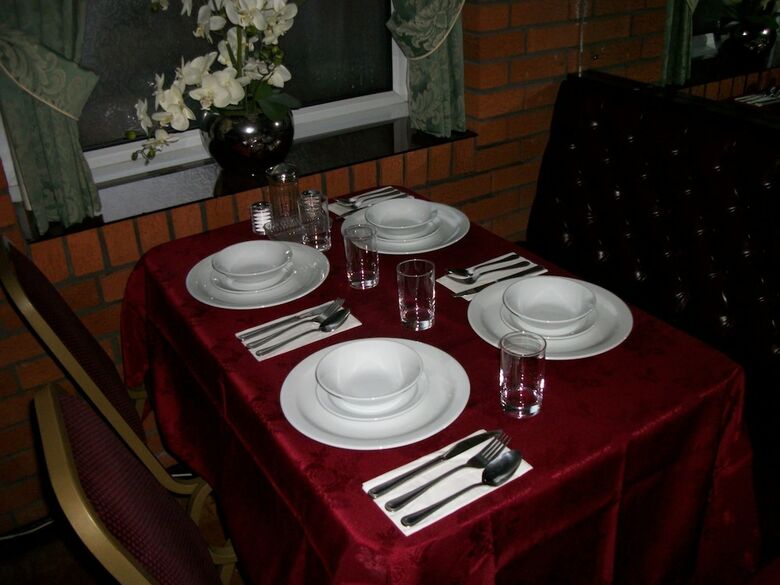 Royal Oakwell Hotel