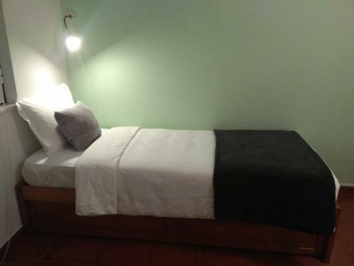 Hostal Ergobeach House