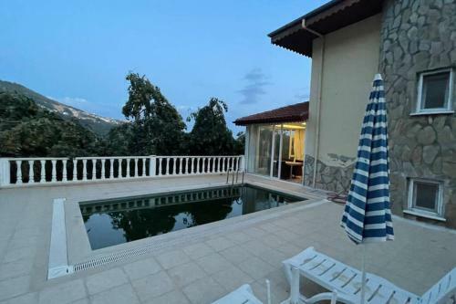 Alanya Bektas Private 5+1 Seaview Villa