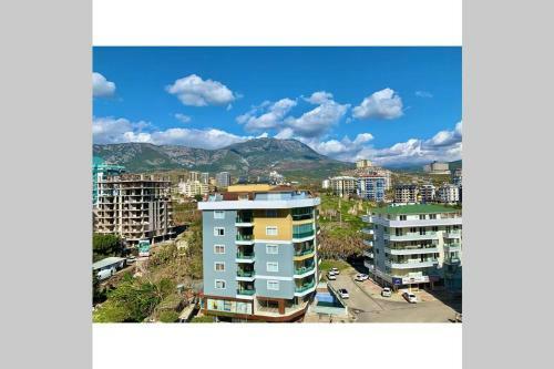 Comfortable 1+1 In A View Apartment In Mahmutlar
