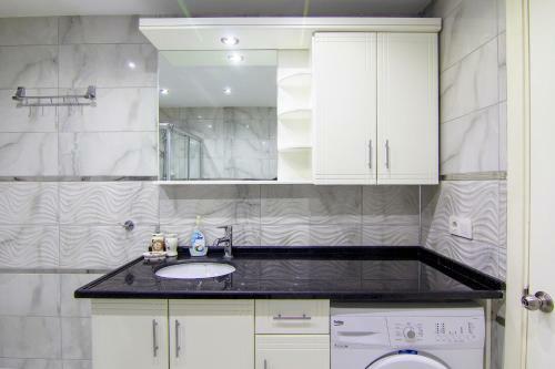 1 Bedroom City Apartments
