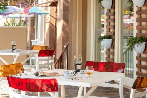 Club Paradiso Hotel & Resort
