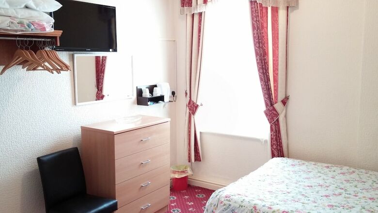 Hostal Cavendish Hotel
